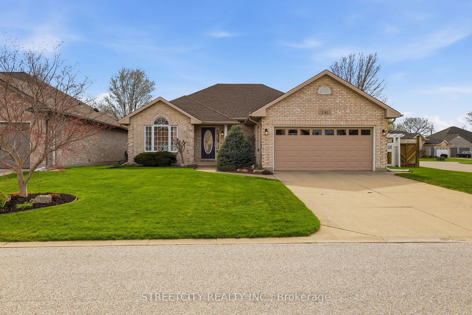 241-canadore-court-sarnia-ontario-x13057722