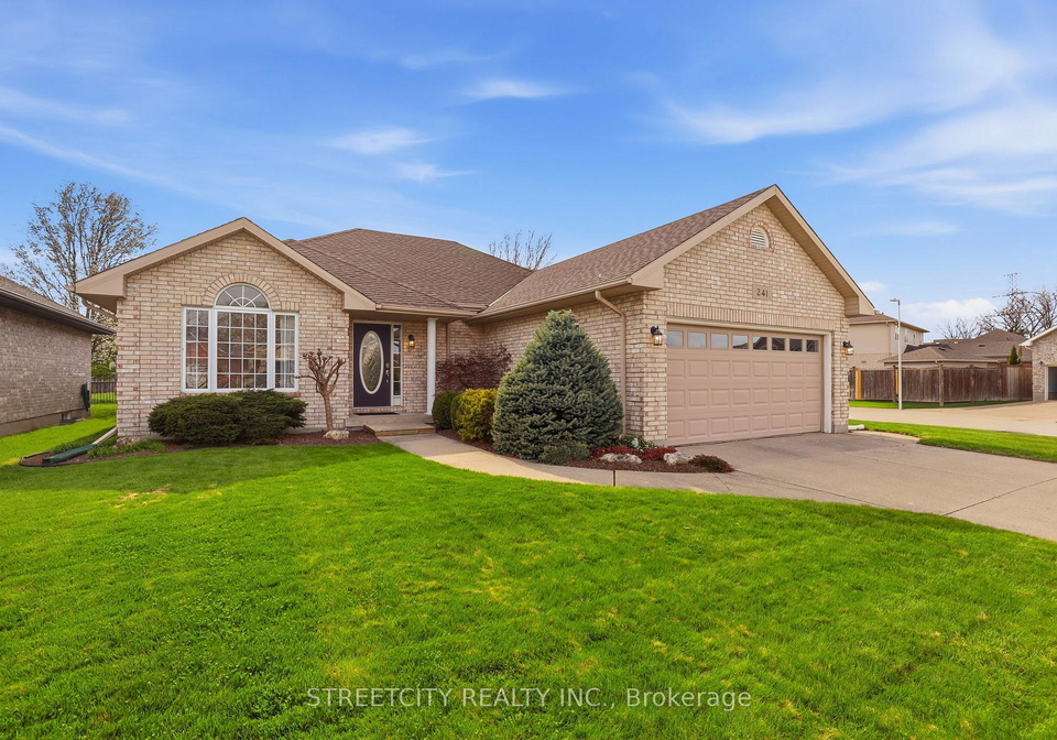 241-canadore-court-sarnia-ontario-x13057722