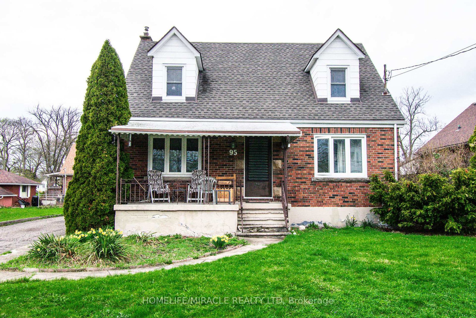 95-queen-street-s-thorold-ontario-x13057936
