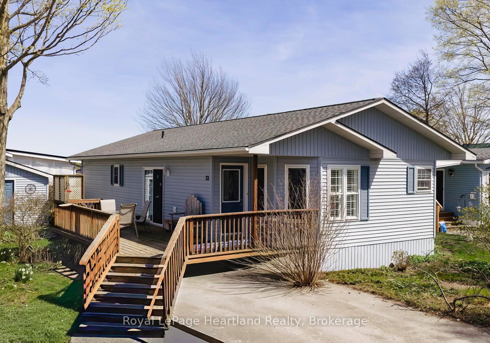 22-algonquin-lane-ashfield-colborne-wawanosh-ontario-x13057964