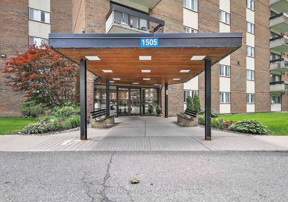 1505-baseline-road-ottawa-ontario-x13058062