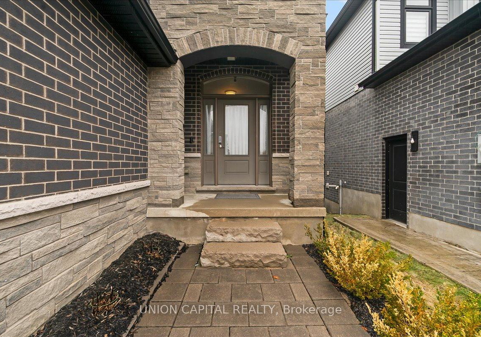 2136-yellowbirch-place-london-north-ontario-x13058754