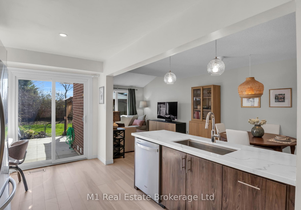 39-ptarmigan-drive-guelph-ontario-x13058826