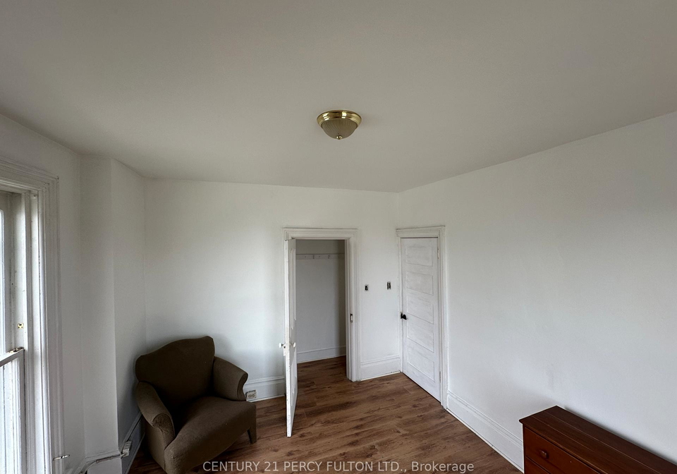 23-glenelg-street-w-kawartha-lakes-ontario-x13058856