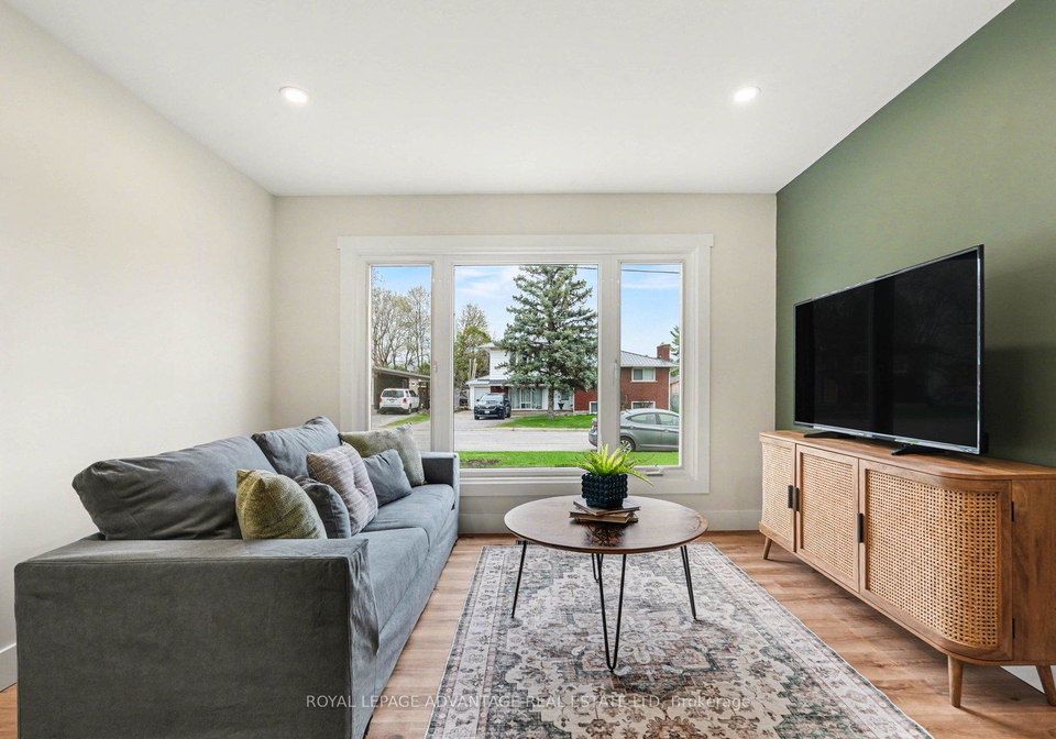 174-carss-avenue-smiths-falls-ontario-x13058874