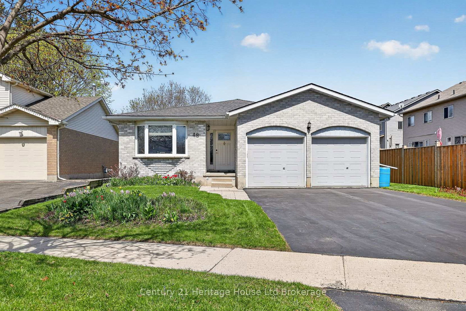 48-tagge-street-kitchener-ontario-x13058932