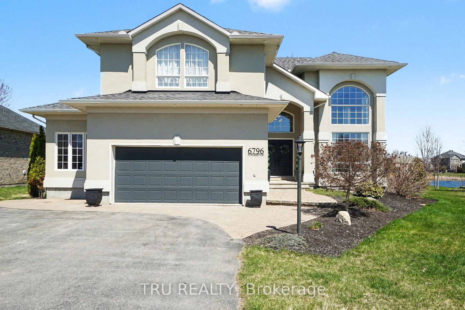 6796-suncrest-drive-ottawa-ontario-x13058948