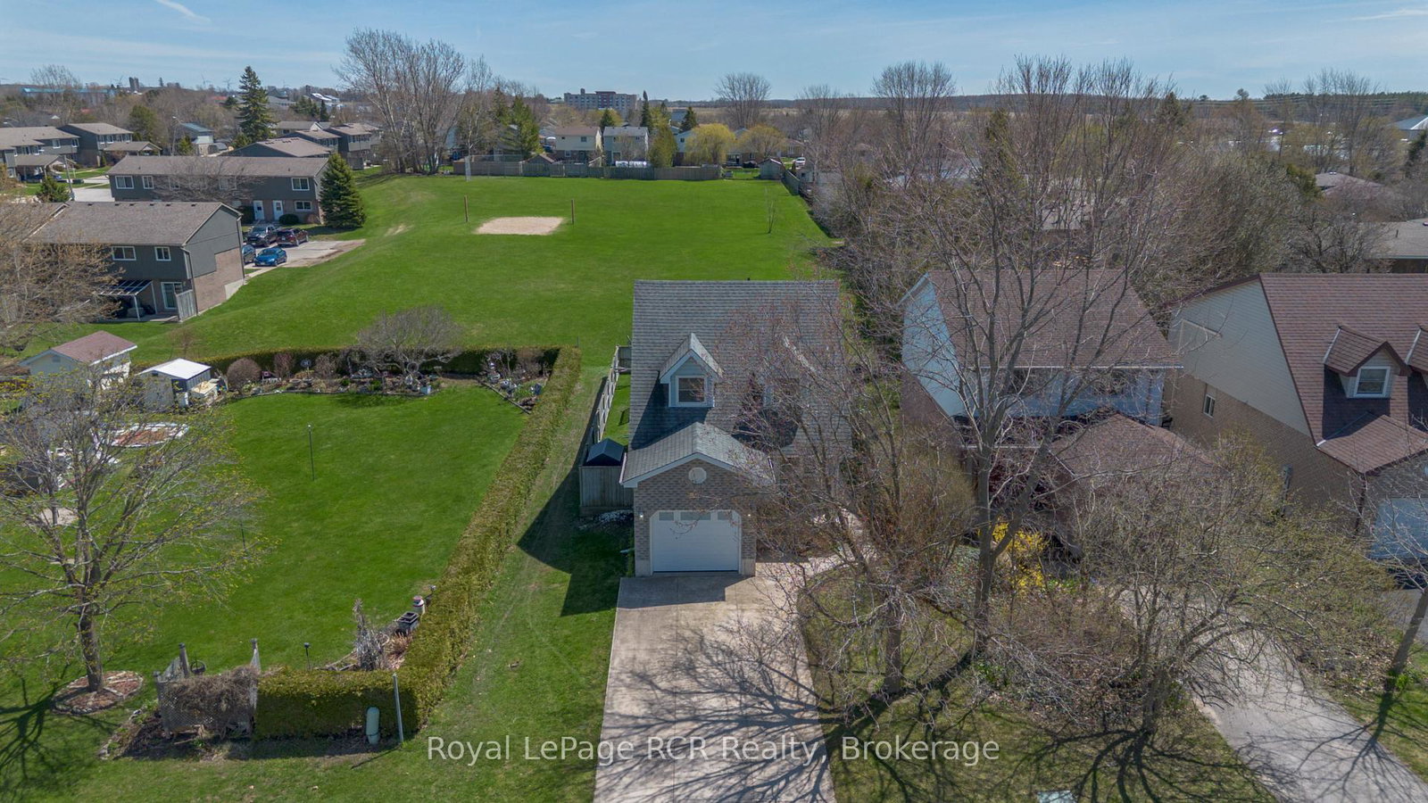 821-mackendrick-drive-kincardine-ontario-x13059012