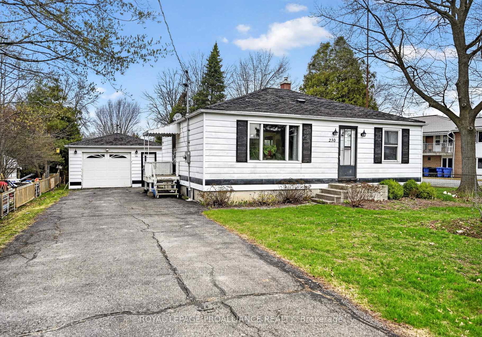 230-helen-street-n-edwardsburghcardinal-ontario-x13059022