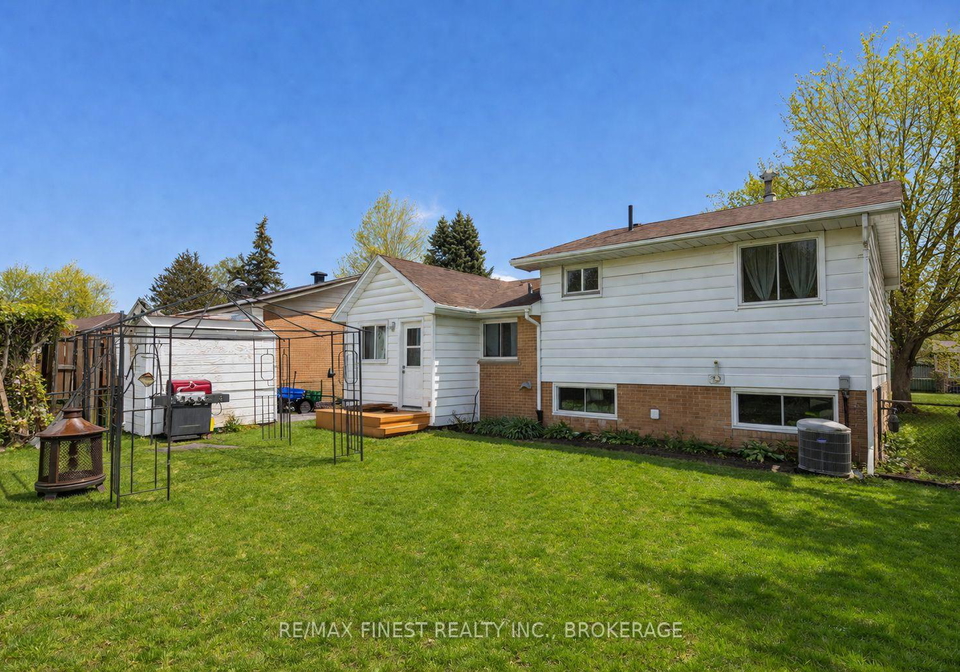 676-laurier-boulevard-brockville-ontario-x13059126