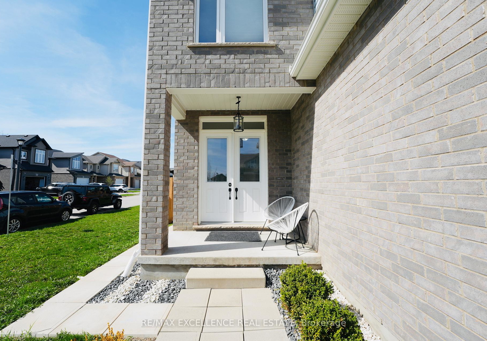 1689-aukett-drive-london-north-ontario-x13059174