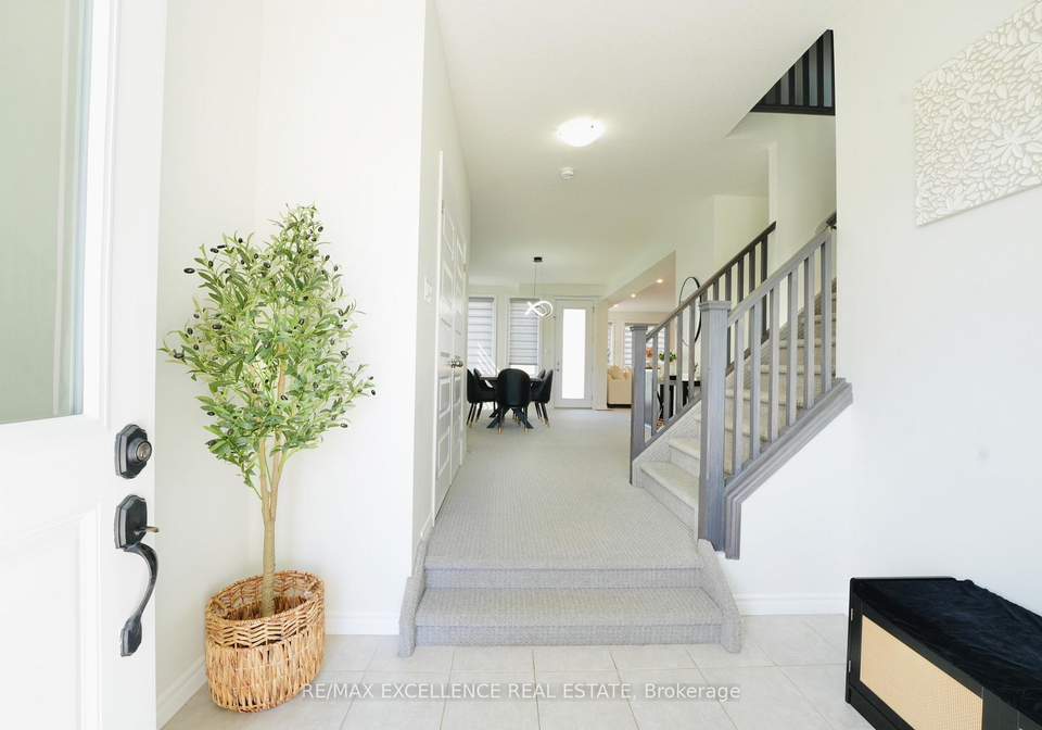 1689-aukett-drive-london-north-ontario-x13059174