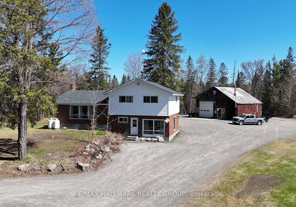 4318-stonecrest-road-ottawa-ontario-x13059210