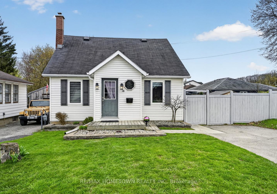 36-centre-street-brockville-ontario-x13059302
