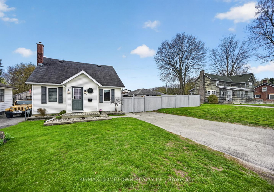 36-centre-street-brockville-ontario-x13059302