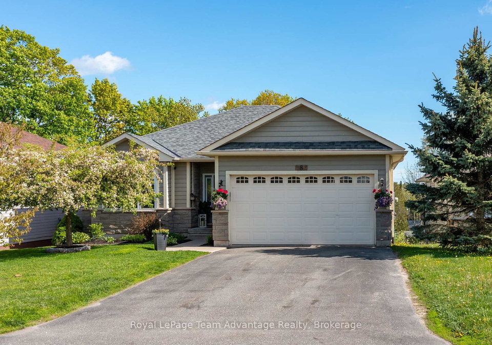 8-avery-court-parry-sound-ontario-x13059446