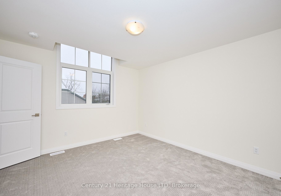 39garrison-road-fort-erie-ontario-x13059448