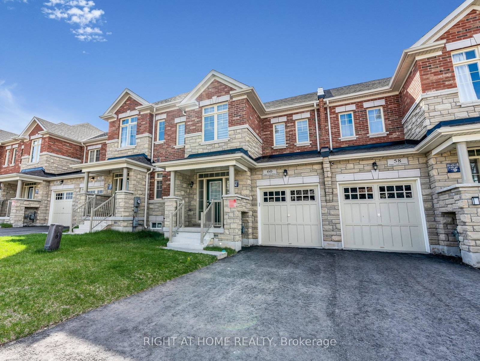 60-hager-creek-terrace-hamilton-ontario-x13059466