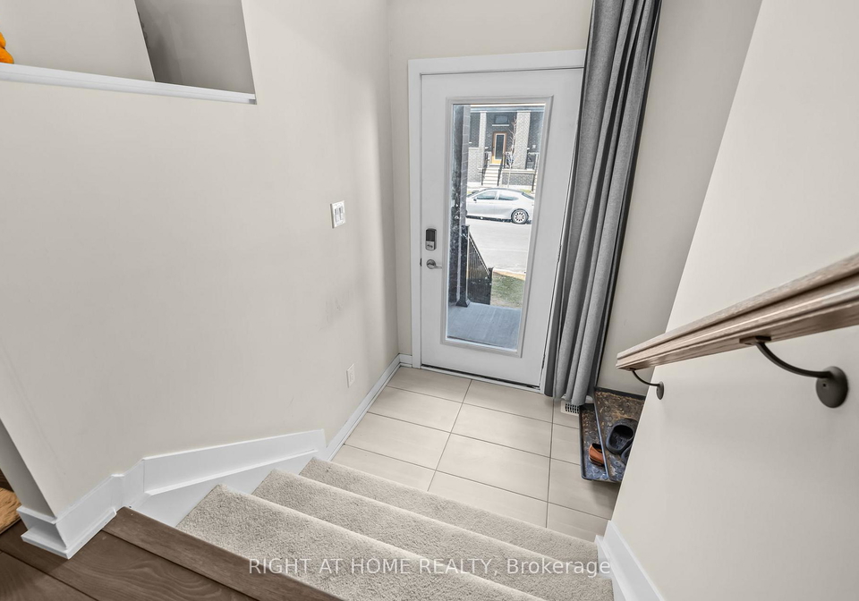 209-speckled-alder-row-ottawa-ontario-x13059526