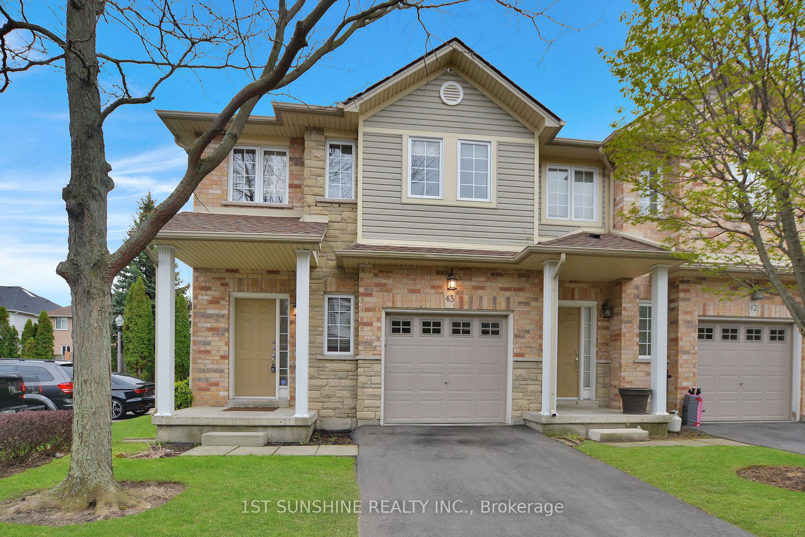 60-cloverleaf-drive-hamilton-ontario-x13059534