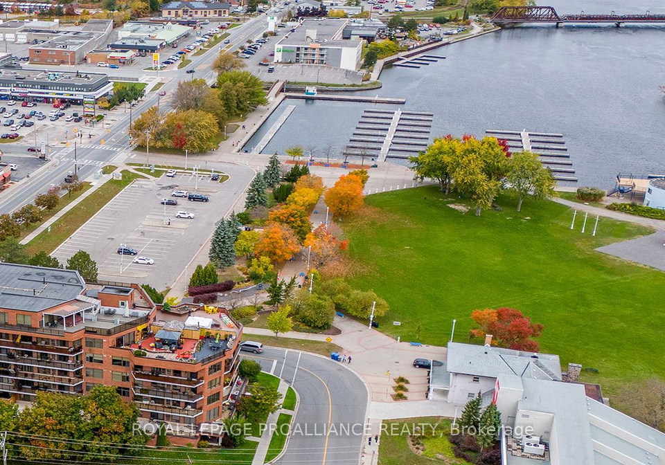 2-george-street-n-peterborough-ontario-x13059756