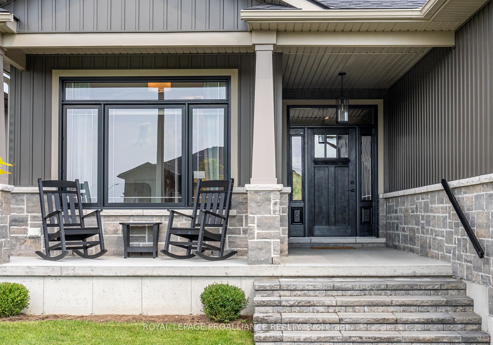 31-schmidt-way-quinte-west-ontario-x13059762