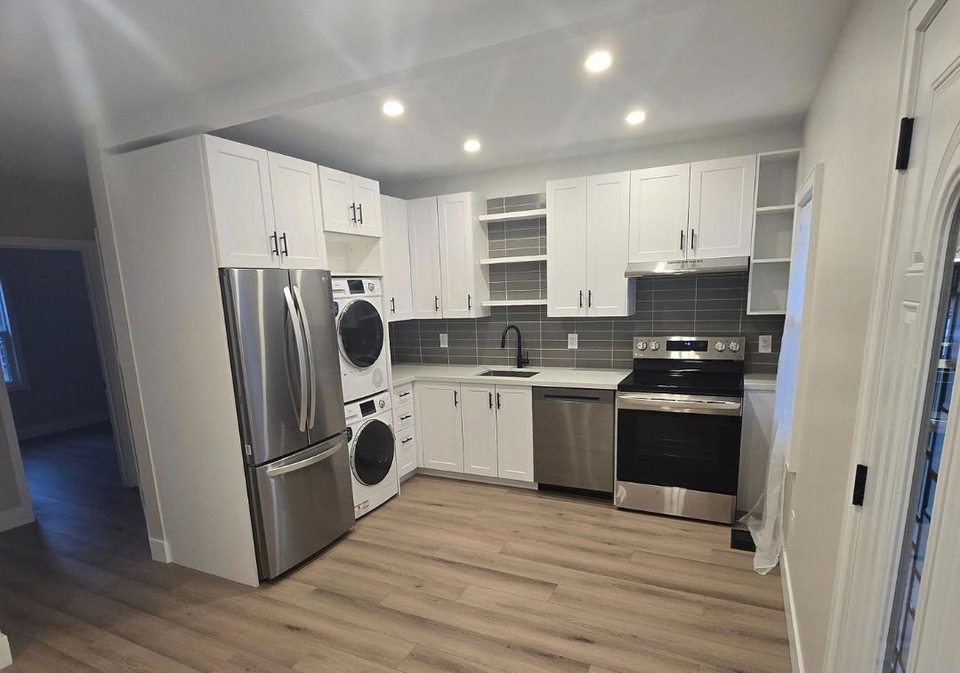 413-paling-avenue-hamilton-ontario-x13059784