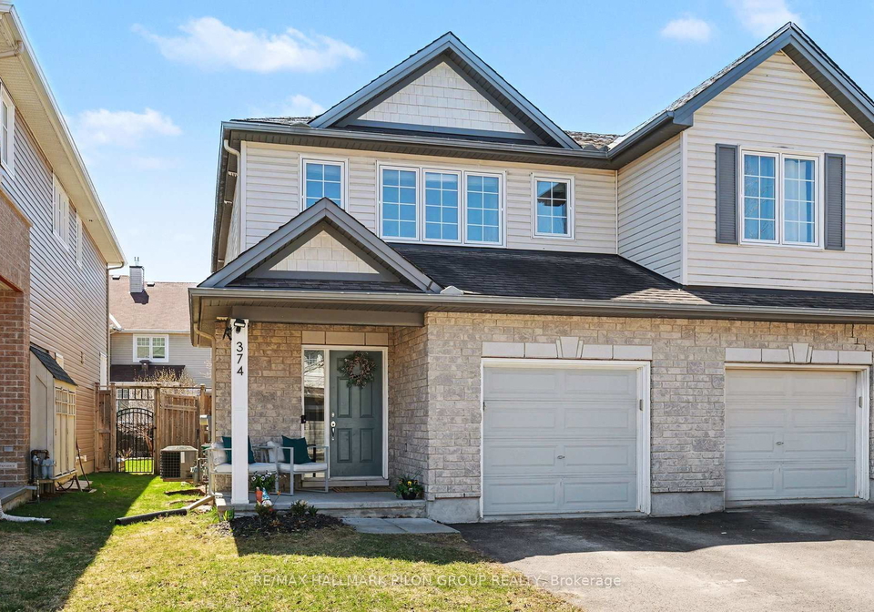 374-horseshoe-crescent-ottawa-ontario-x13059808
