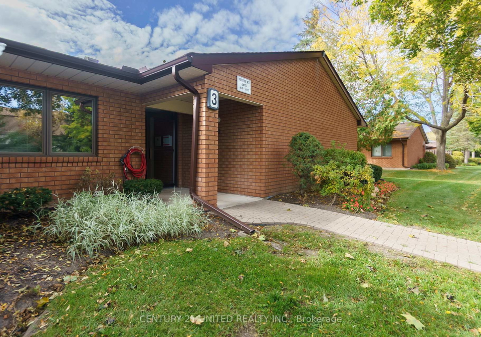 36-champlain-crescent-peterborough-ontario-x13059978