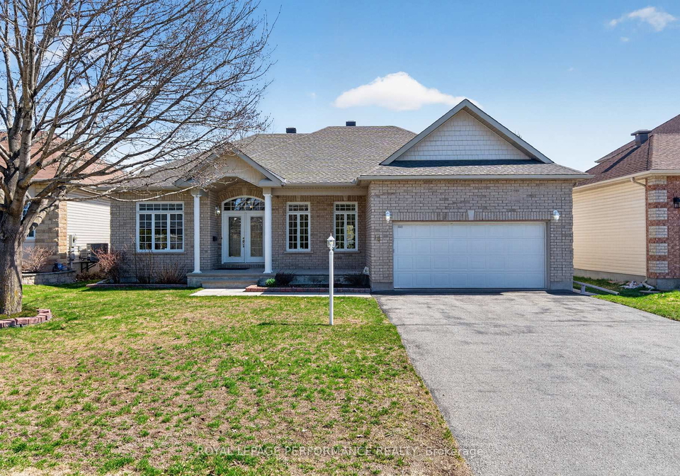18-hartsmere-drive-ottawa-ontario-x13060056