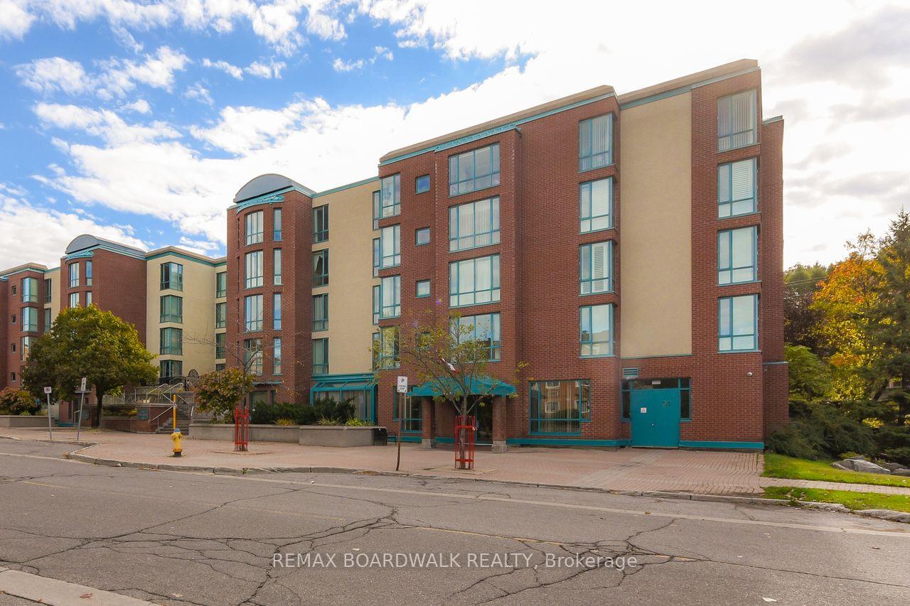 330-centrum-boulevard-ottawa-ontario-x13060136