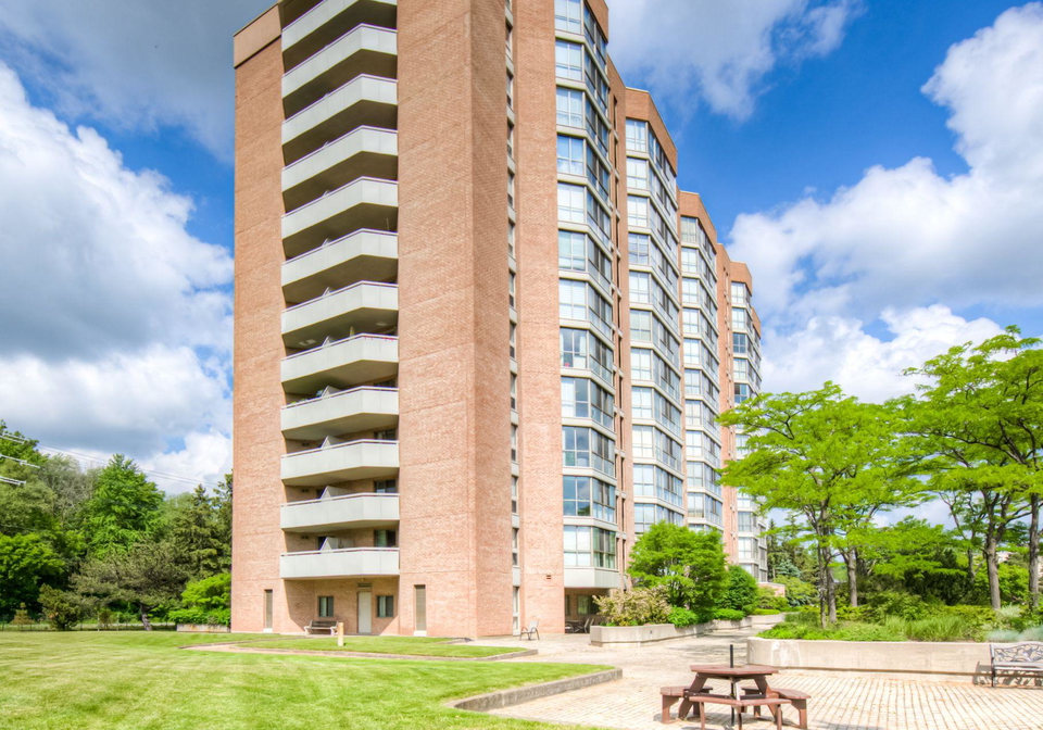 265-westcourt-place-waterloo-ontario-x13060216