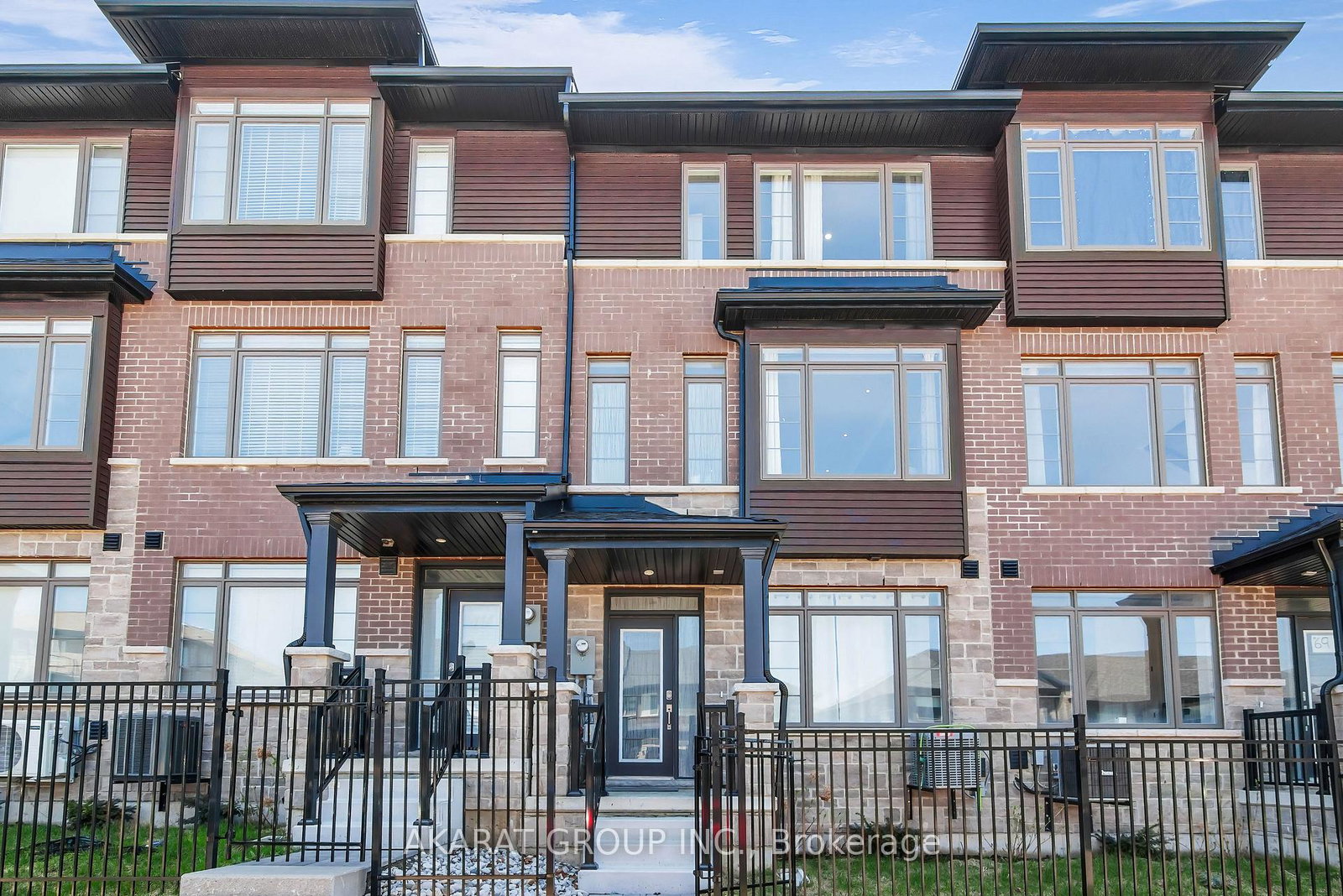 61-soho-street-hamilton-ontario-x13060538