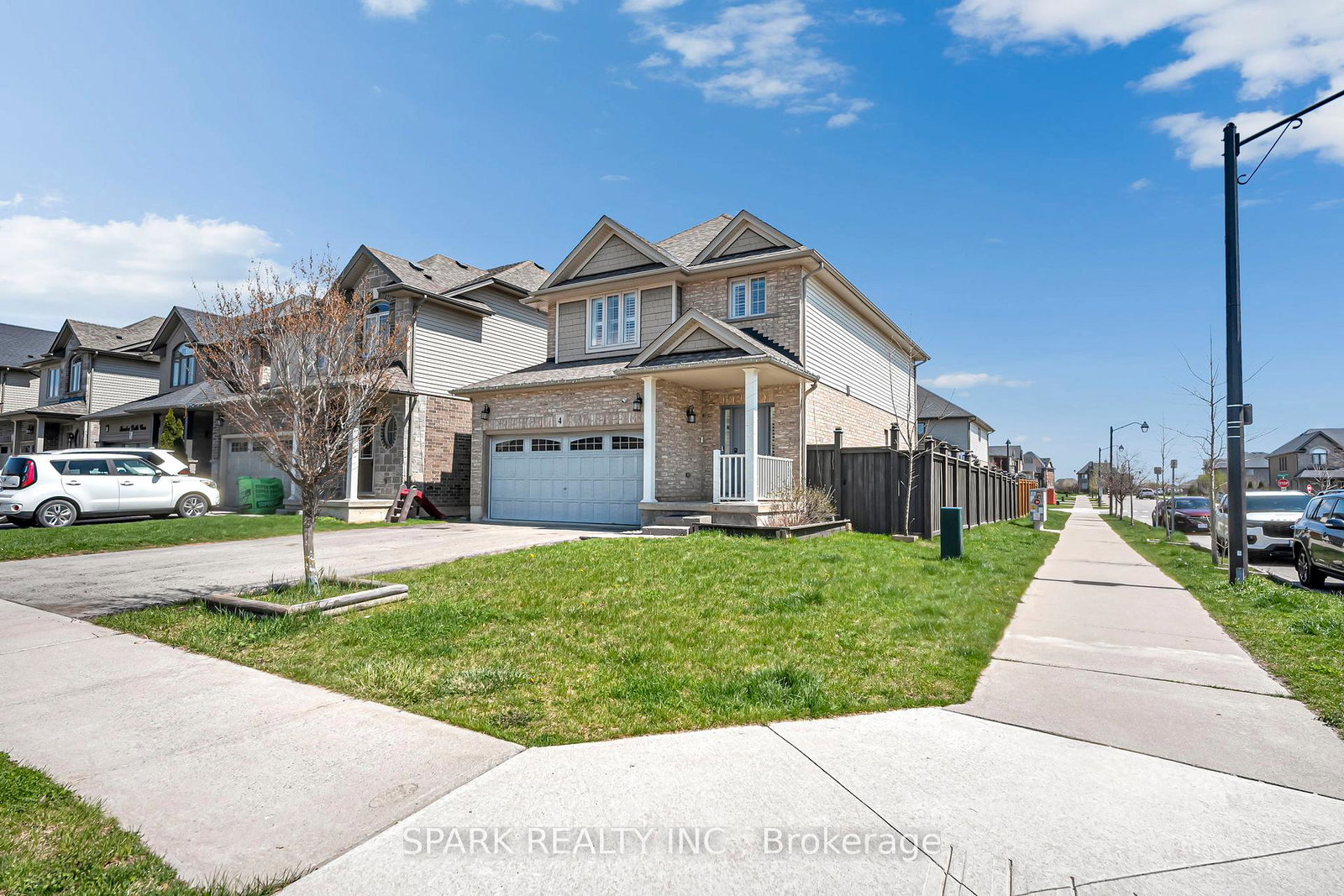 4-cutts-crescent-hamilton-ontario-x13061090