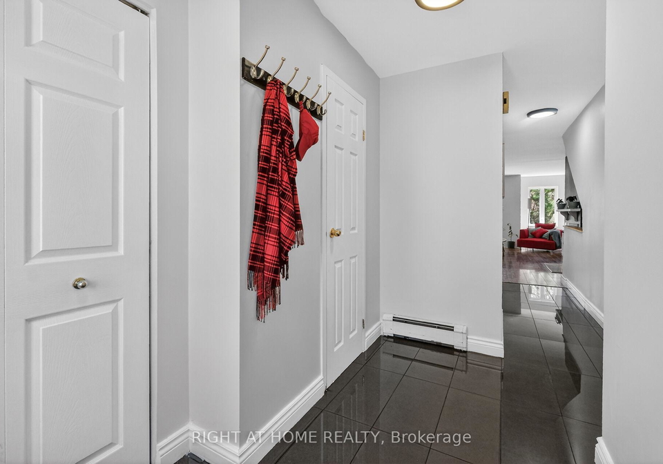 43-crispin-private-ottawa-ontario-x13061184