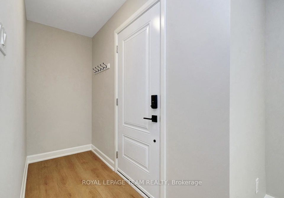 195othello-avenue-ottawa-ontario-x13061300