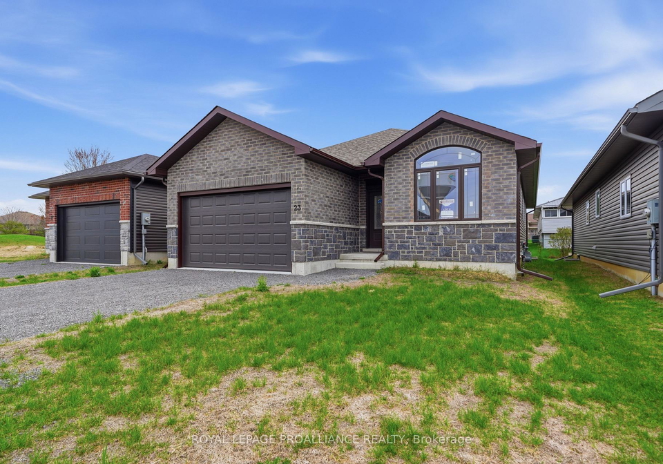 23-matheos-crescent-quinte-west-ontario-x13061340