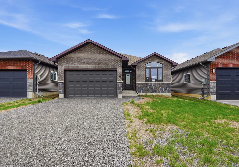 23-matheos-crescent-quinte-west-ontario-x13061340