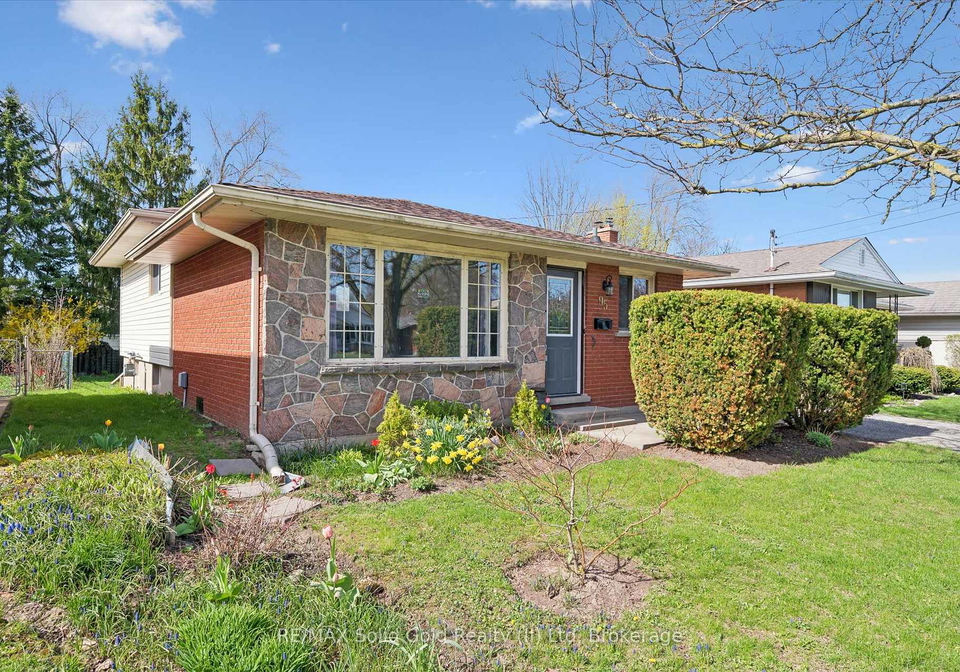 95-weichel-street-kitchener-ontario-x13061352