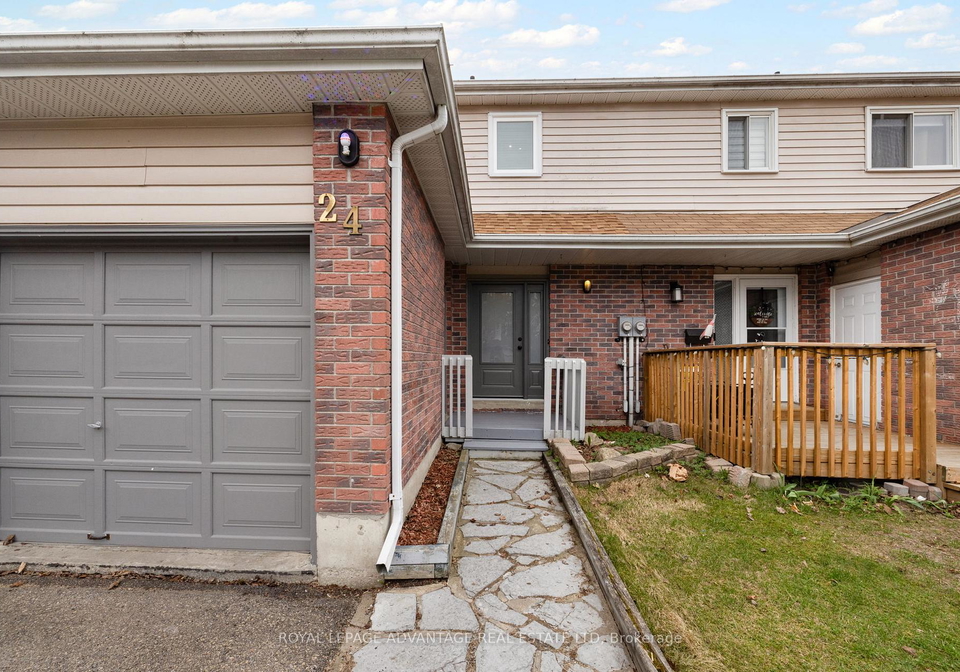 24-garden-avenue-perth-ontario-x13061418