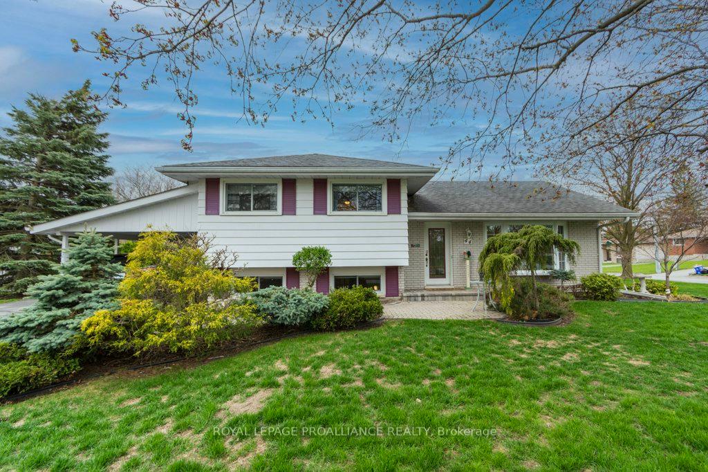 44-shoniker-avenue-quinte-west-ontario-x13061614