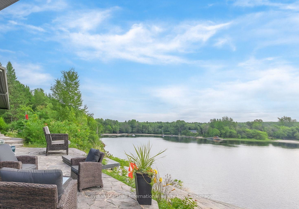 19-cheers-lane-seguin-ontario-x13061712