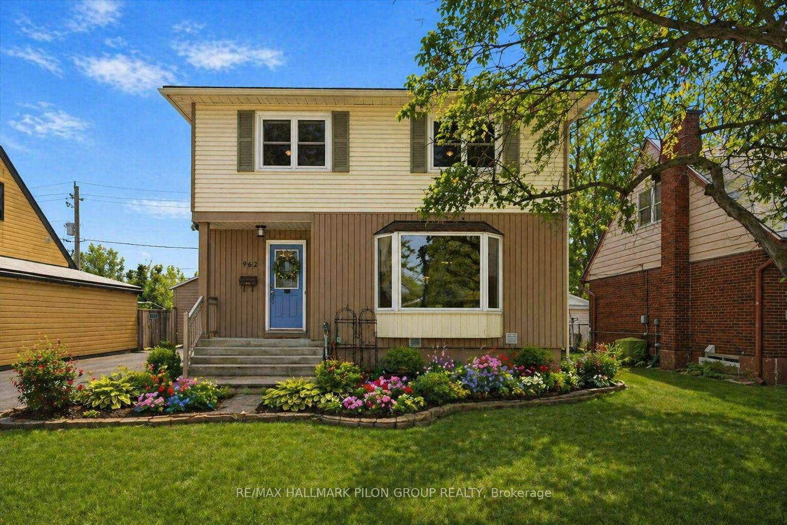 962-weston-drive-ottawa-ontario-x13061740