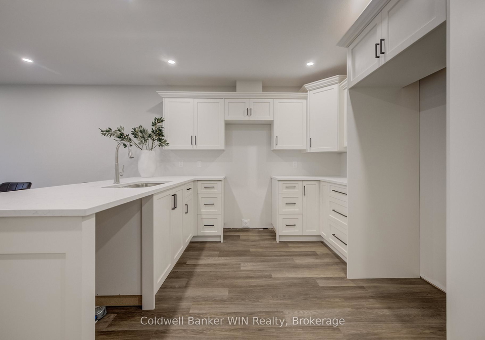 204-elgin-street-minto-ontario-x13061794