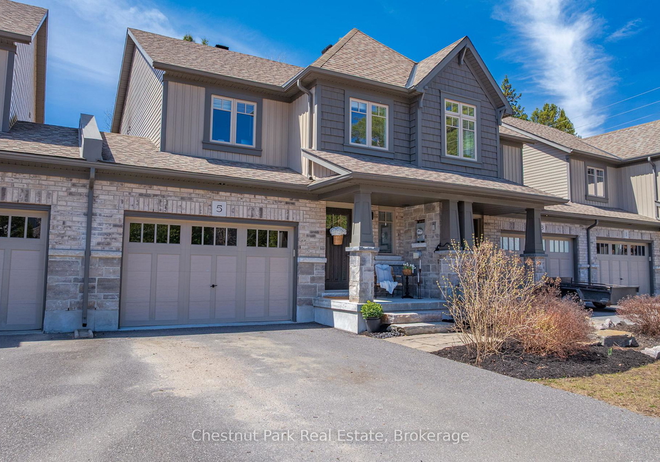 5-brookside-crossing-huntsville-ontario-x13061842