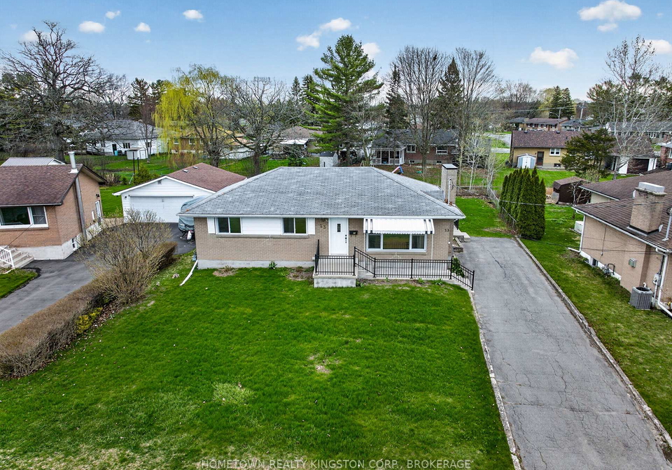 23-fairfield-boulevard-loyalist-ontario-x13062090