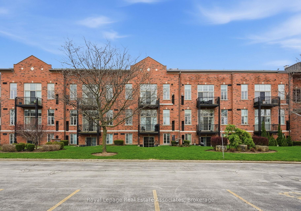 262-dundas-street-e-hamilton-ontario-x13062138