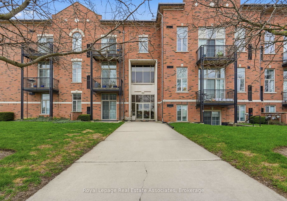 262-dundas-street-e-hamilton-ontario-x13062138