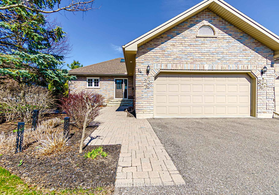 301-carnegie-avenue-peterborough-ontario-x13062272