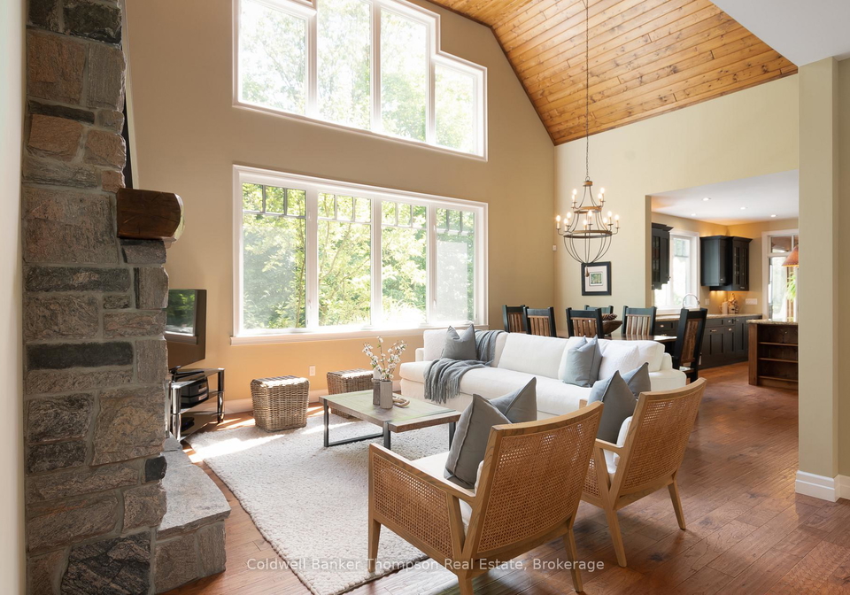 11-forest-hill-lane-huntsville-ontario-x13062468